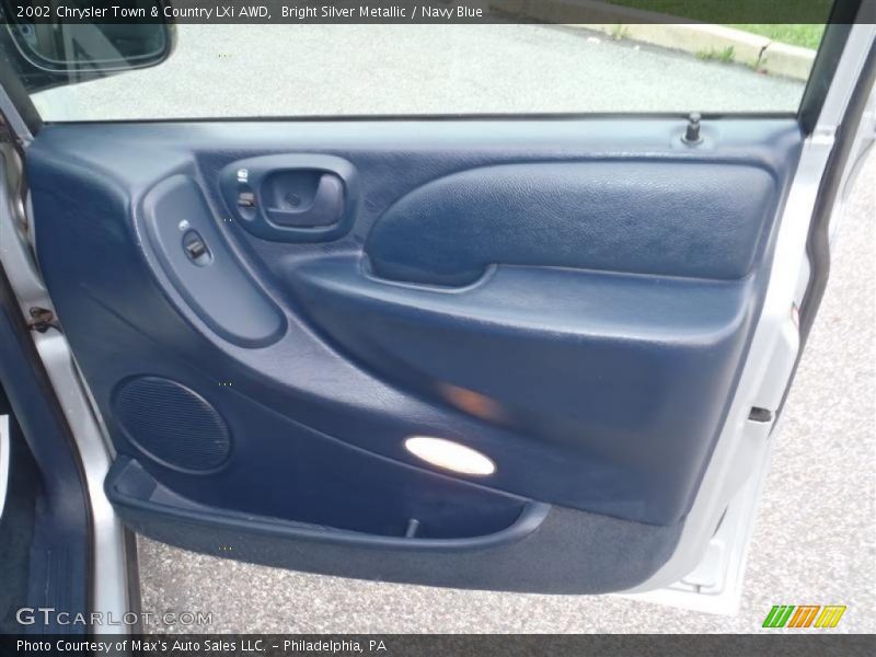 Door Panel of 2002 Town & Country LXi AWD