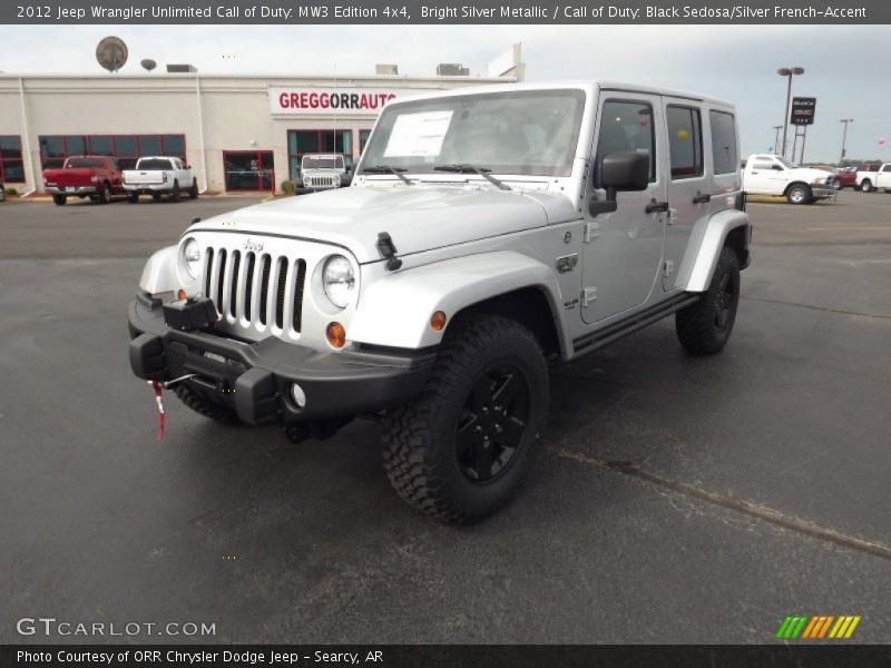 Bright Silver Metallic / Call of Duty: Black Sedosa/Silver French-Accent 2012 Jeep Wrangler Unlimited Call of Duty: MW3 Edition 4x4