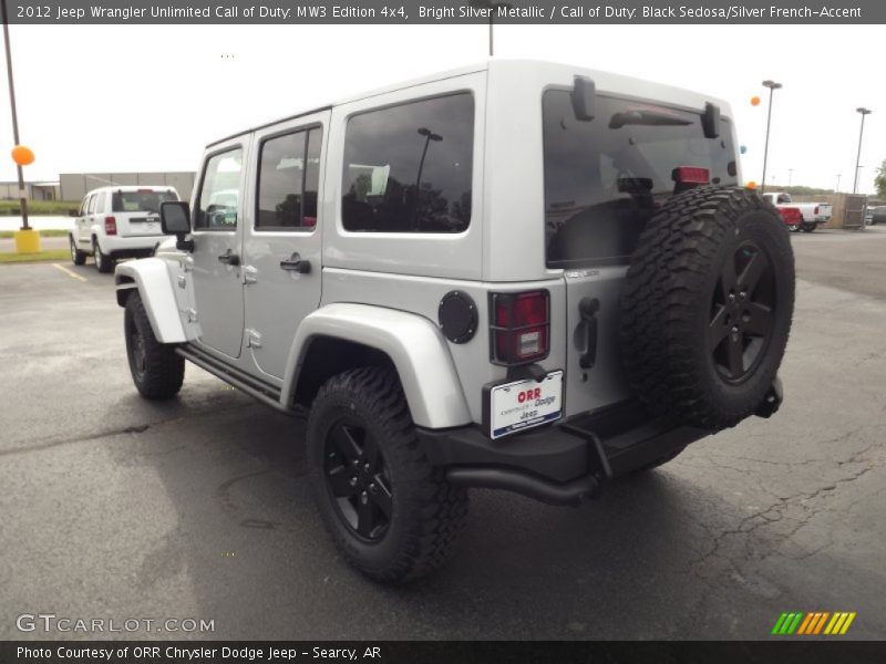 Bright Silver Metallic / Call of Duty: Black Sedosa/Silver French-Accent 2012 Jeep Wrangler Unlimited Call of Duty: MW3 Edition 4x4