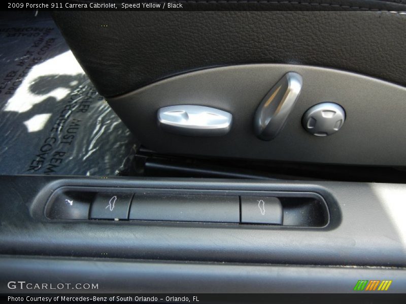Controls of 2009 911 Carrera Cabriolet
