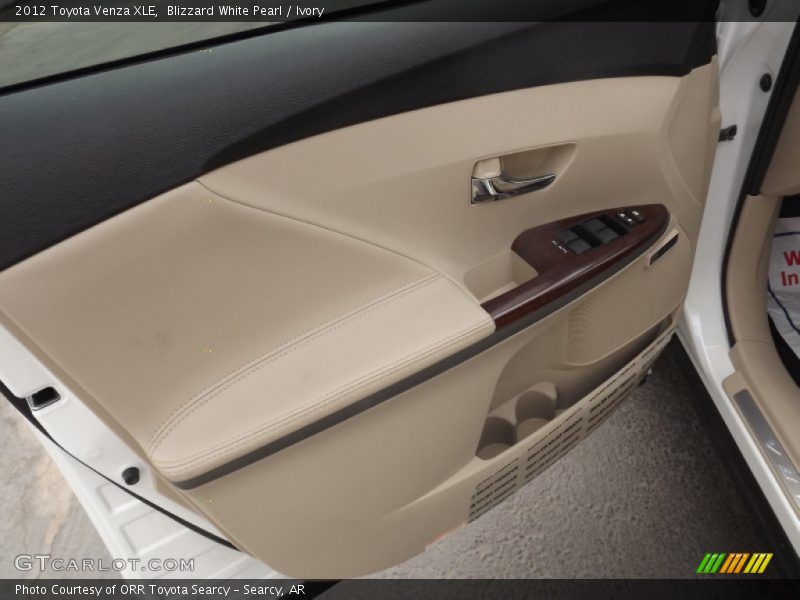 Blizzard White Pearl / Ivory 2012 Toyota Venza XLE