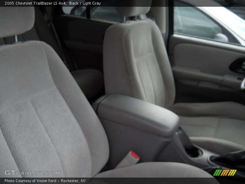 Black / Light Gray 2005 Chevrolet TrailBlazer LS 4x4
