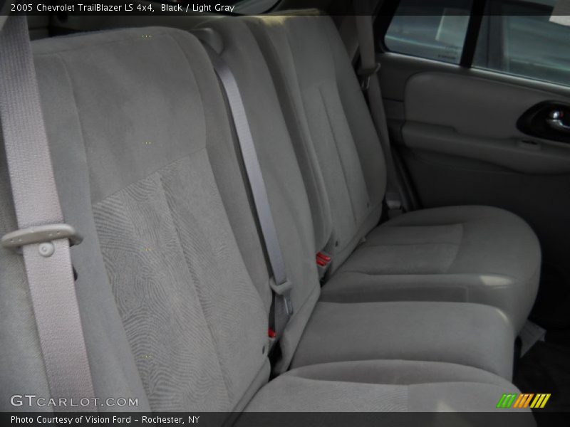Black / Light Gray 2005 Chevrolet TrailBlazer LS 4x4