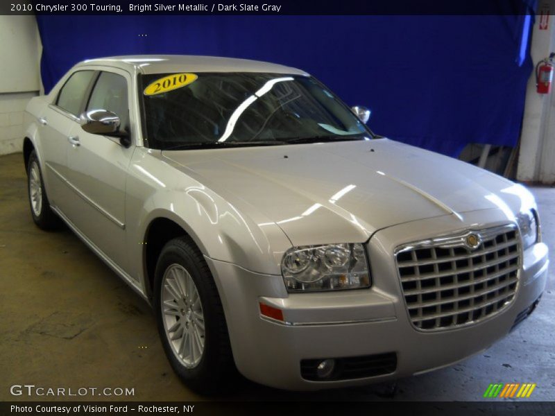 Bright Silver Metallic / Dark Slate Gray 2010 Chrysler 300 Touring
