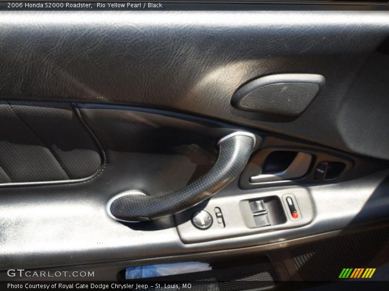 Rio Yellow Pearl / Black 2006 Honda S2000 Roadster