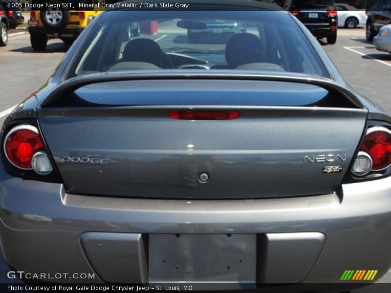 Mineral Gray Metallic / Dark Slate Gray 2005 Dodge Neon SXT