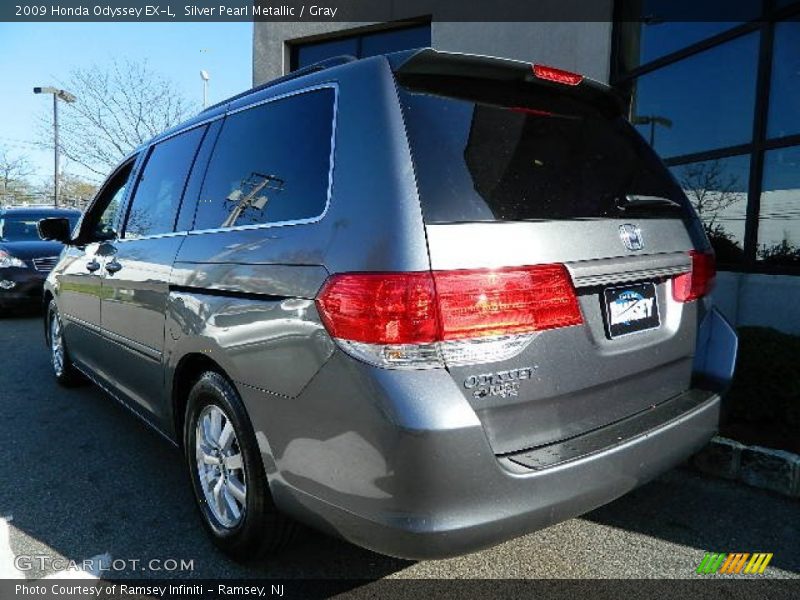 Silver Pearl Metallic / Gray 2009 Honda Odyssey EX-L