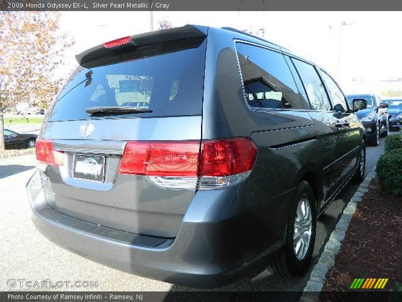Silver Pearl Metallic / Gray 2009 Honda Odyssey EX-L