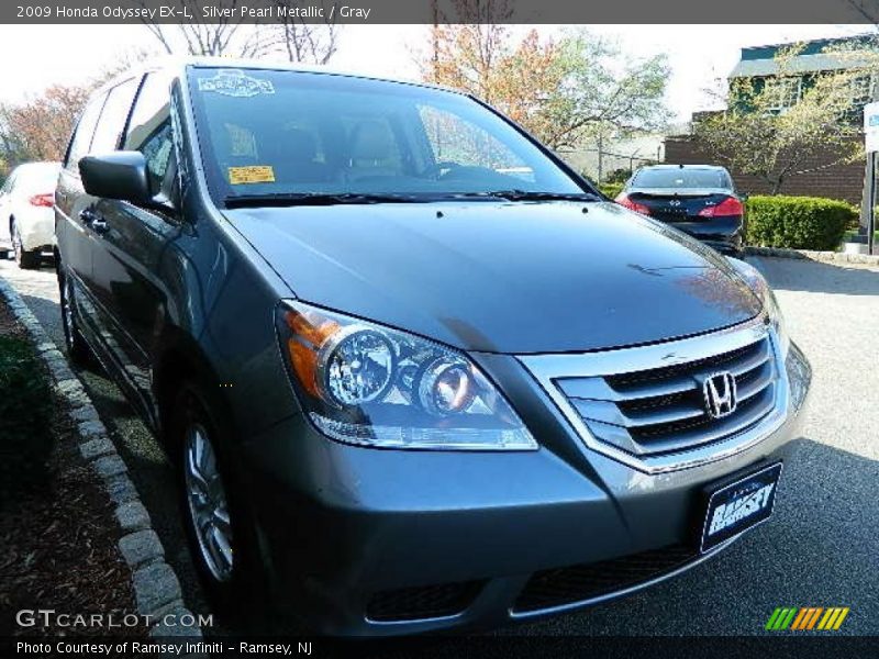Silver Pearl Metallic / Gray 2009 Honda Odyssey EX-L