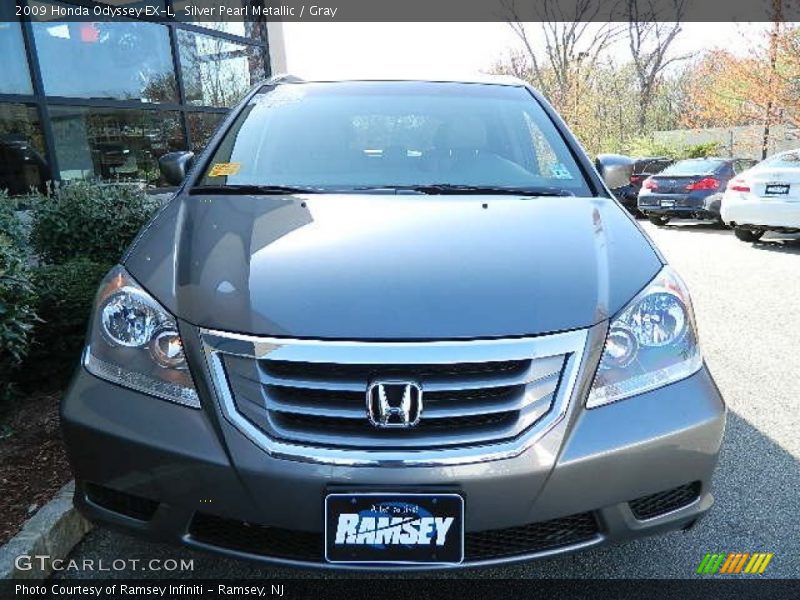 Silver Pearl Metallic / Gray 2009 Honda Odyssey EX-L