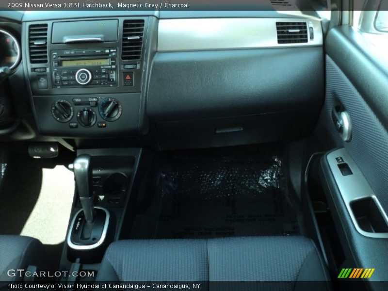Magnetic Gray / Charcoal 2009 Nissan Versa 1.8 SL Hatchback