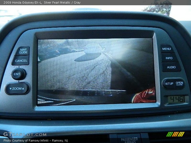 Silver Pearl Metallic / Gray 2009 Honda Odyssey EX-L