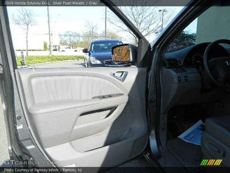 Silver Pearl Metallic / Gray 2009 Honda Odyssey EX-L