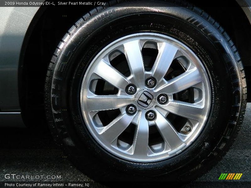 Silver Pearl Metallic / Gray 2009 Honda Odyssey EX-L
