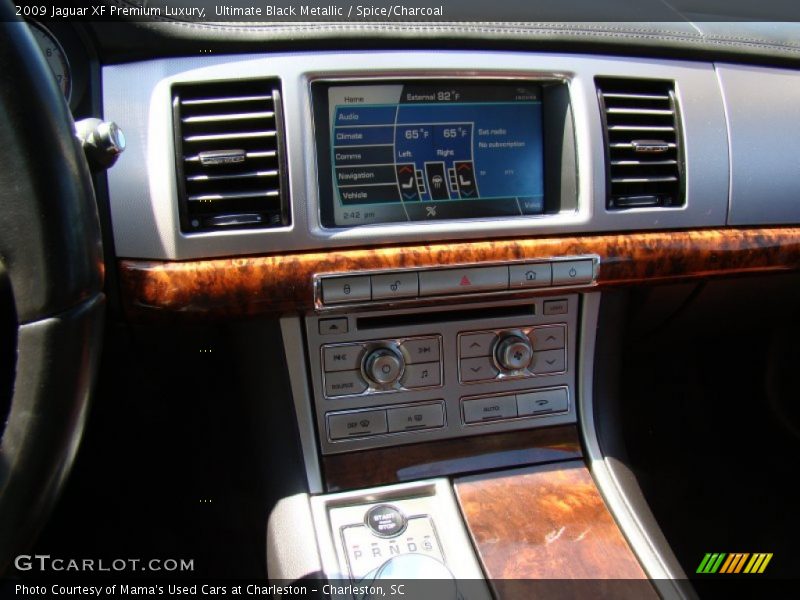 Ultimate Black Metallic / Spice/Charcoal 2009 Jaguar XF Premium Luxury
