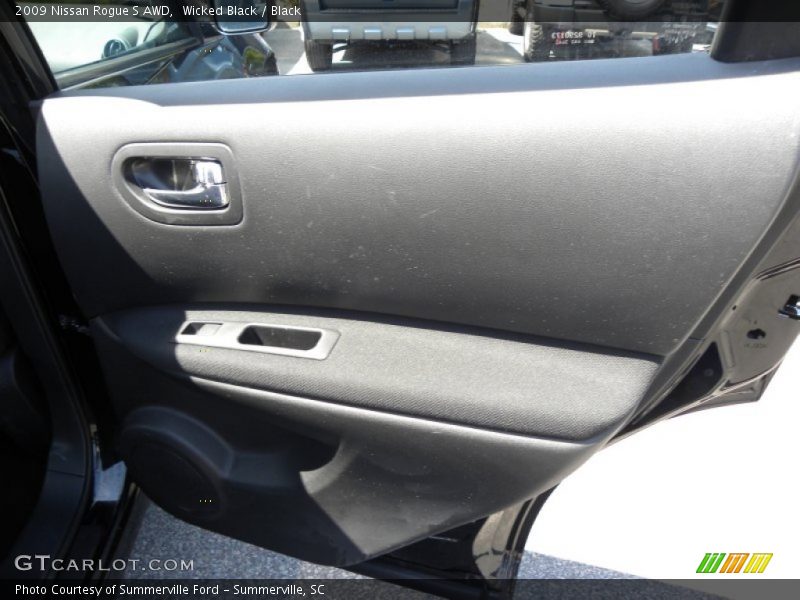Wicked Black / Black 2009 Nissan Rogue S AWD