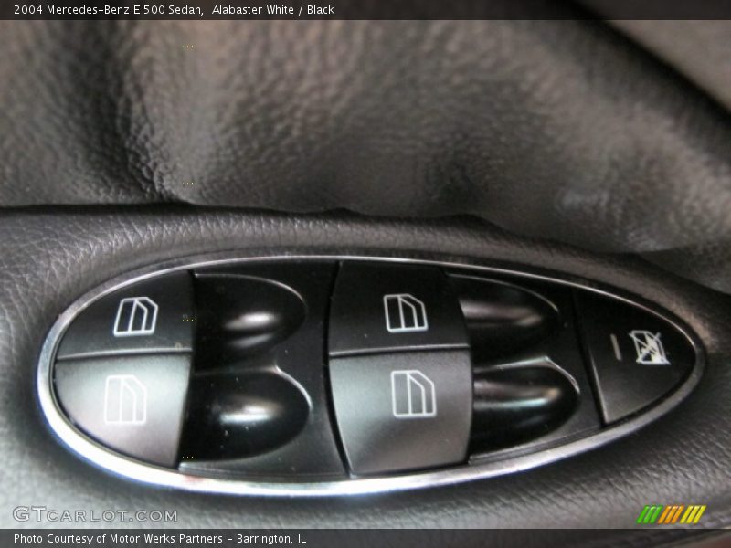 Alabaster White / Black 2004 Mercedes-Benz E 500 Sedan
