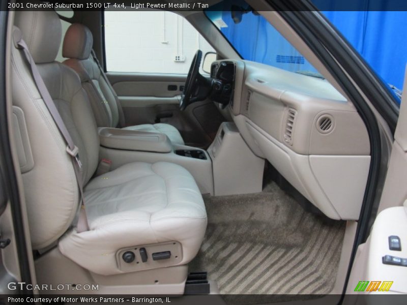 Light Pewter Metallic / Tan 2001 Chevrolet Suburban 1500 LT 4x4