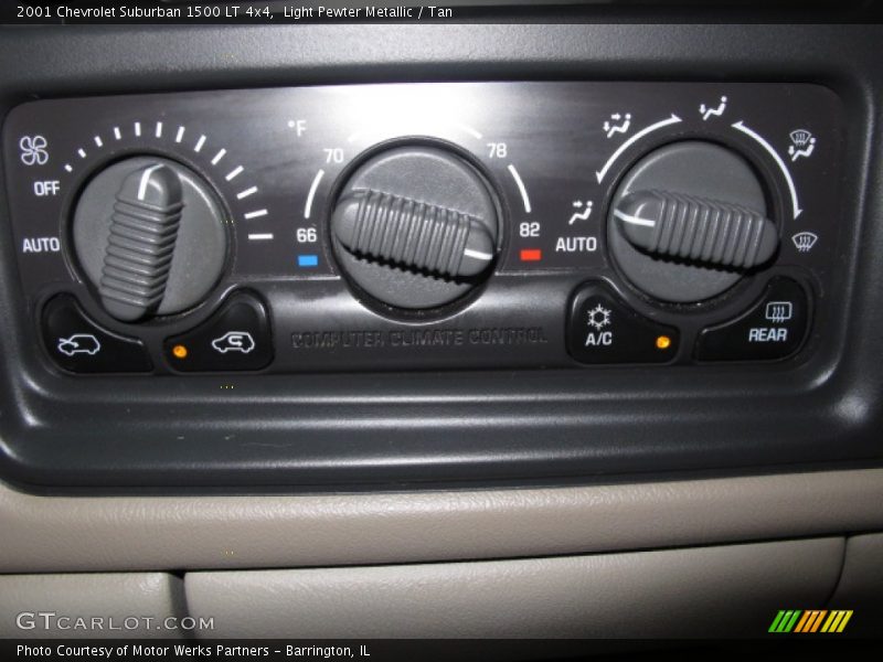 Light Pewter Metallic / Tan 2001 Chevrolet Suburban 1500 LT 4x4