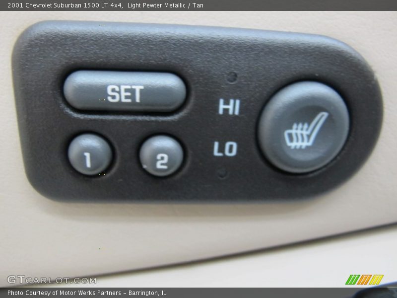 Light Pewter Metallic / Tan 2001 Chevrolet Suburban 1500 LT 4x4