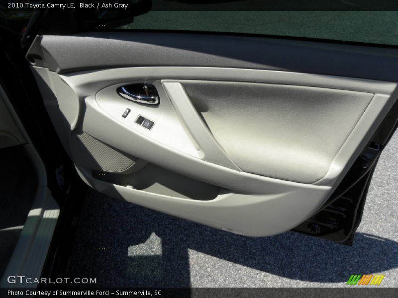 Black / Ash Gray 2010 Toyota Camry LE