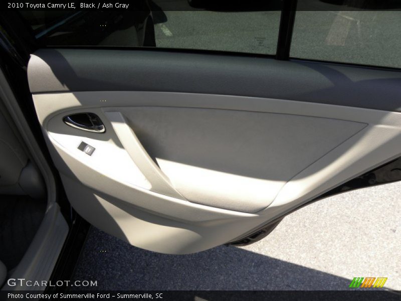 Black / Ash Gray 2010 Toyota Camry LE