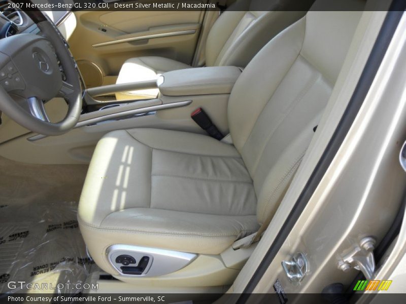 Desert Silver Metallic / Macadamia 2007 Mercedes-Benz GL 320 CDI