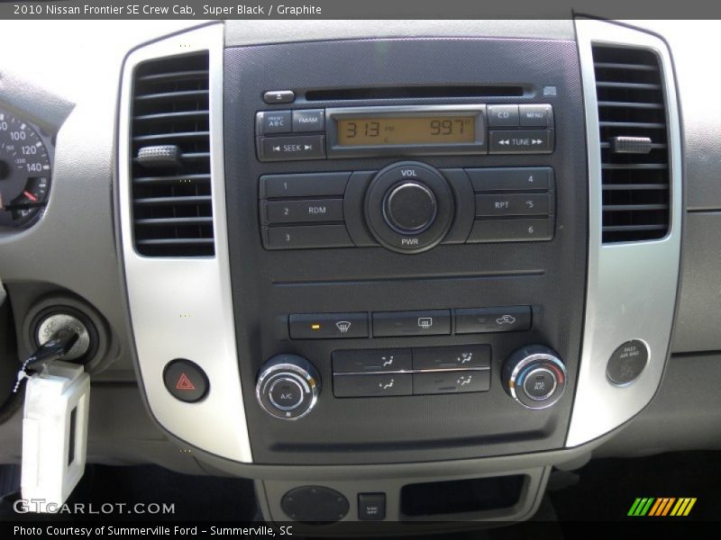 Super Black / Graphite 2010 Nissan Frontier SE Crew Cab