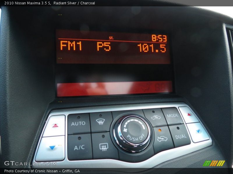 Radiant Silver / Charcoal 2010 Nissan Maxima 3.5 S