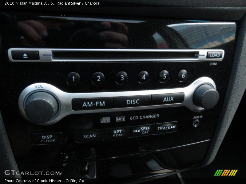 Radiant Silver / Charcoal 2010 Nissan Maxima 3.5 S