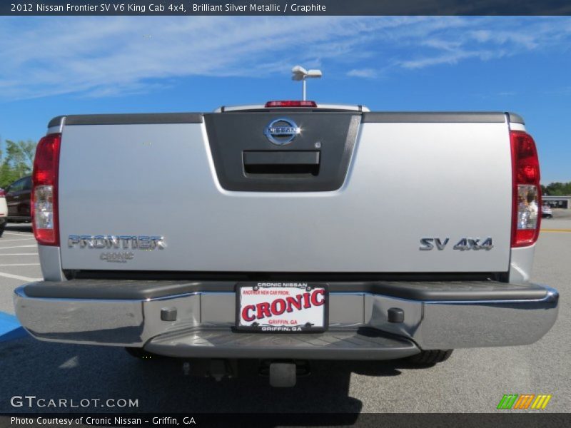 Brilliant Silver Metallic / Graphite 2012 Nissan Frontier SV V6 King Cab 4x4