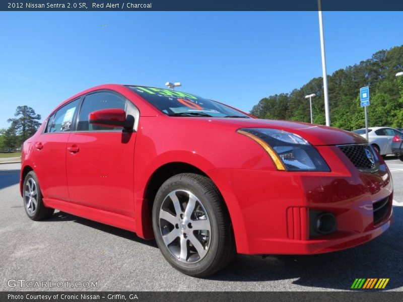 Red Alert / Charcoal 2012 Nissan Sentra 2.0 SR