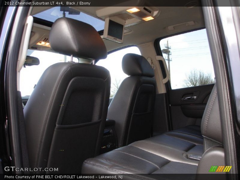 Black / Ebony 2012 Chevrolet Suburban LT 4x4