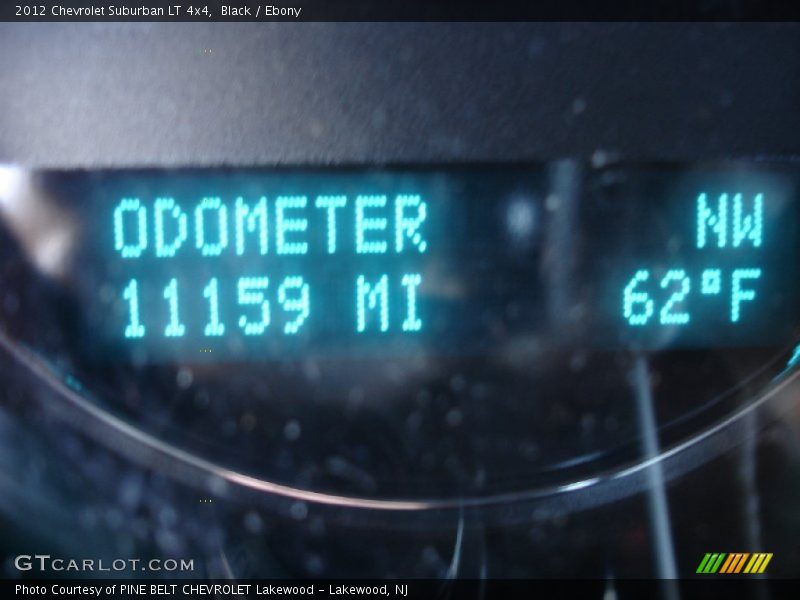 Black / Ebony 2012 Chevrolet Suburban LT 4x4