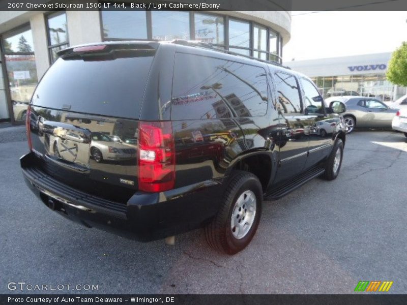 Black / Light Cashmere/Ebony 2007 Chevrolet Suburban 1500 LT 4x4