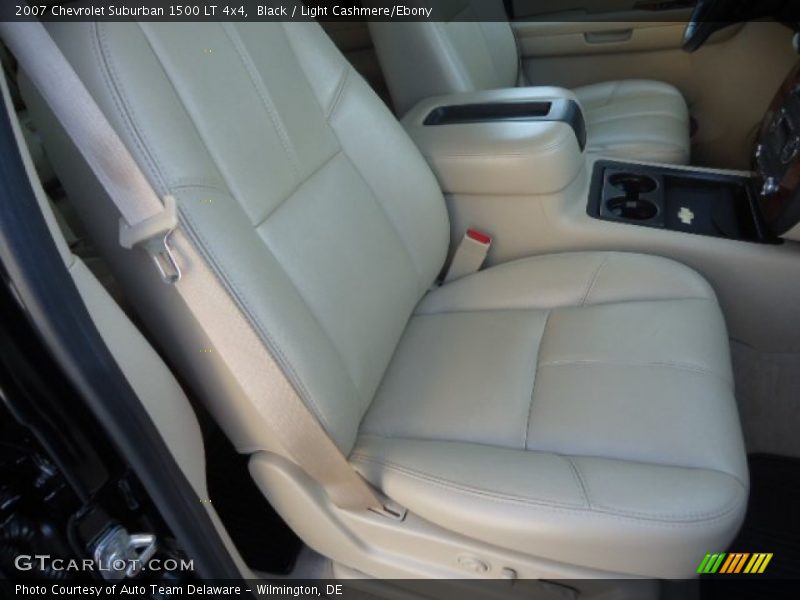 Black / Light Cashmere/Ebony 2007 Chevrolet Suburban 1500 LT 4x4