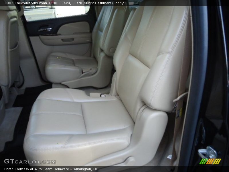 Black / Light Cashmere/Ebony 2007 Chevrolet Suburban 1500 LT 4x4