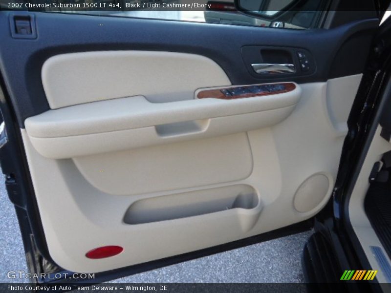 Black / Light Cashmere/Ebony 2007 Chevrolet Suburban 1500 LT 4x4