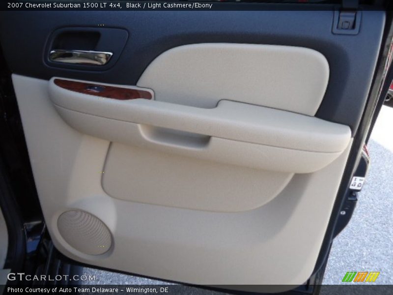 Black / Light Cashmere/Ebony 2007 Chevrolet Suburban 1500 LT 4x4
