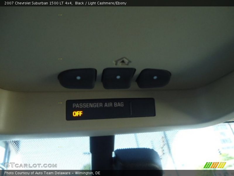 Black / Light Cashmere/Ebony 2007 Chevrolet Suburban 1500 LT 4x4
