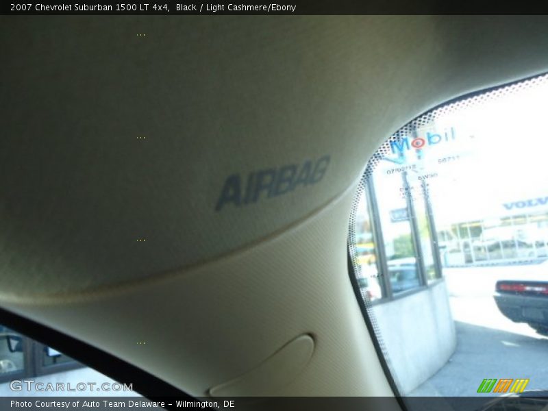 Black / Light Cashmere/Ebony 2007 Chevrolet Suburban 1500 LT 4x4