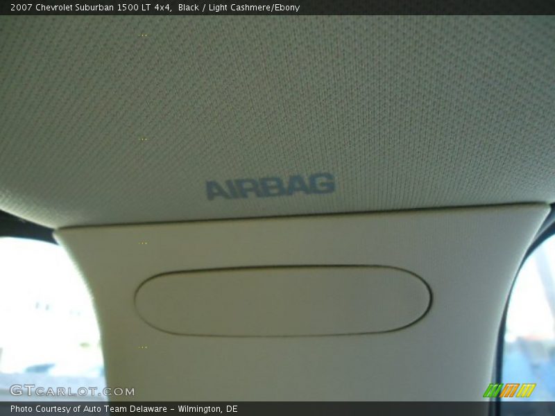 Black / Light Cashmere/Ebony 2007 Chevrolet Suburban 1500 LT 4x4