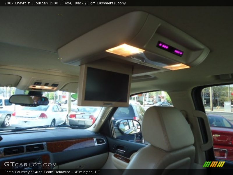 Black / Light Cashmere/Ebony 2007 Chevrolet Suburban 1500 LT 4x4