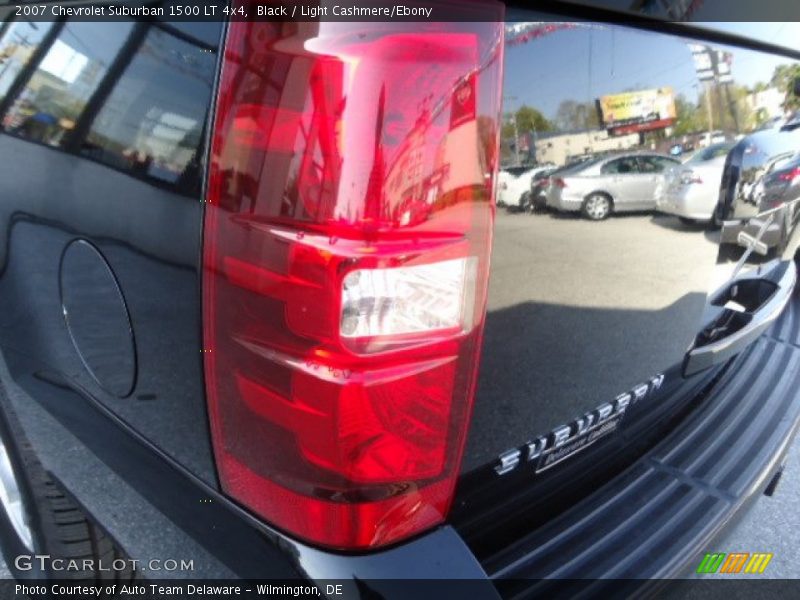 Black / Light Cashmere/Ebony 2007 Chevrolet Suburban 1500 LT 4x4