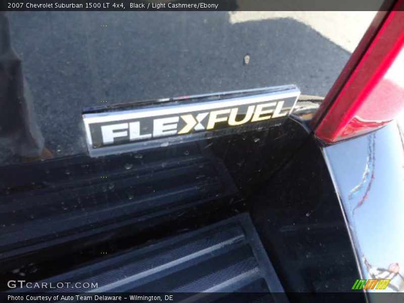 Black / Light Cashmere/Ebony 2007 Chevrolet Suburban 1500 LT 4x4