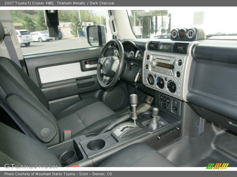Titanium Metallic / Dark Charcoal 2007 Toyota FJ Cruiser 4WD