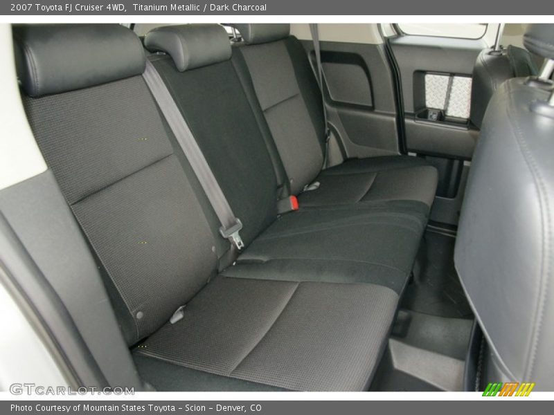 Titanium Metallic / Dark Charcoal 2007 Toyota FJ Cruiser 4WD