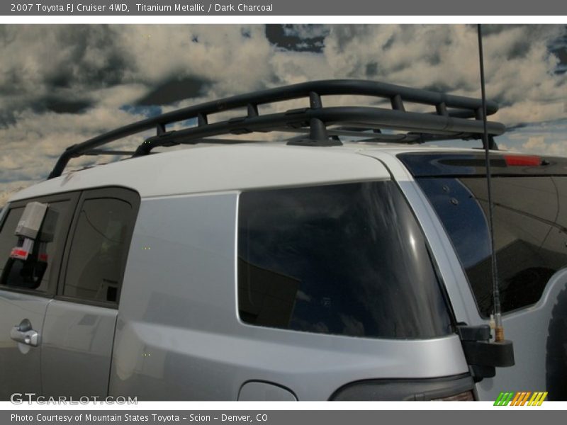 Titanium Metallic / Dark Charcoal 2007 Toyota FJ Cruiser 4WD