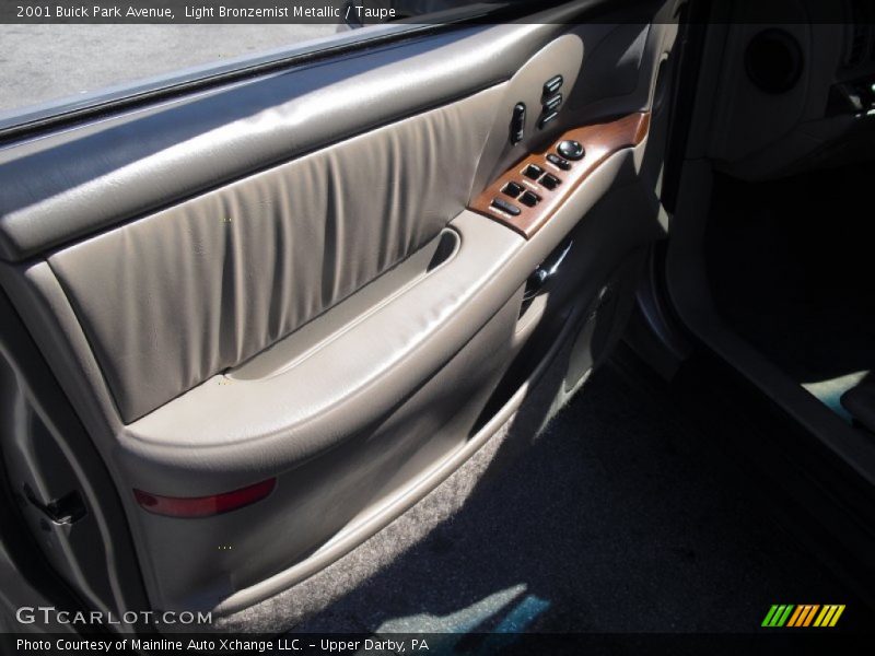 Light Bronzemist Metallic / Taupe 2001 Buick Park Avenue