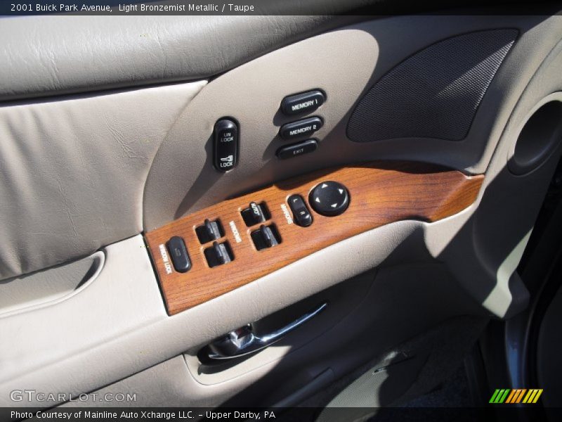Light Bronzemist Metallic / Taupe 2001 Buick Park Avenue